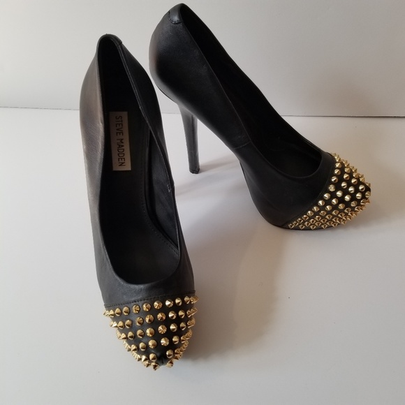 Jessica Simpson Shoes - Steve Madden black and gold studded heels size 10